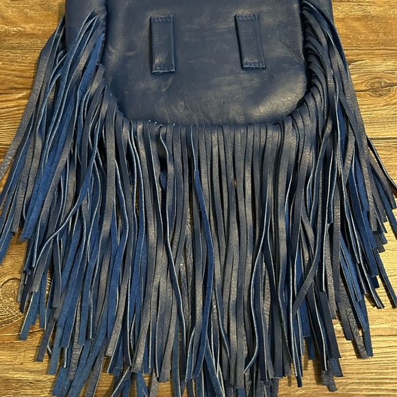 Jennifer Haley Fringe Leather Clutch in Royal Blue, like new, smoke & pet free - Picture 2 of 5